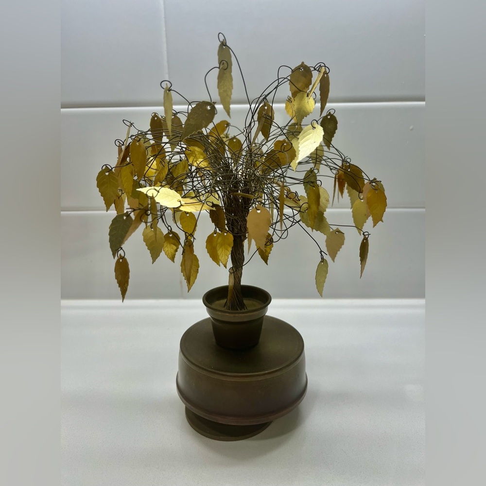 VTG Gold color Brass Twisted Wire DREAM TREE Music Box works